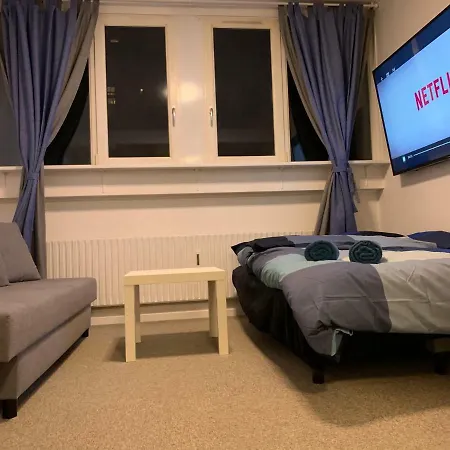 + Free Bikes&big Tv *